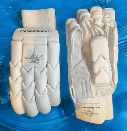 LEGEND BATTING GLOVES