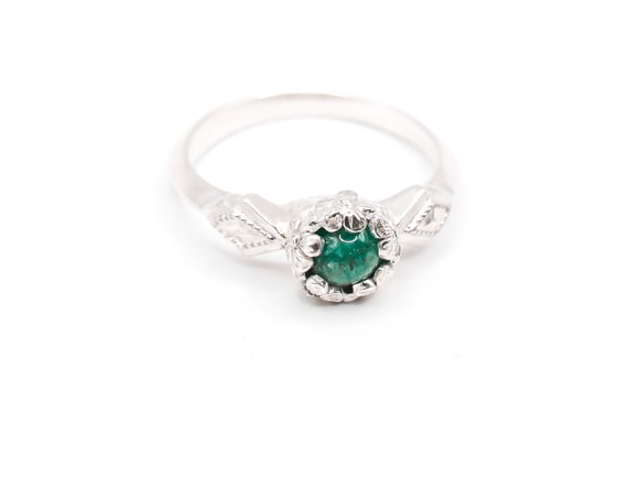 Image of Emerald Flower Ring  