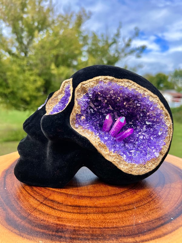 Image of Geode Skulls