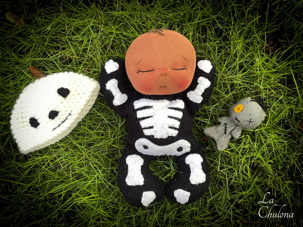 Image of Raúl, 10 inch skeleton baby doll