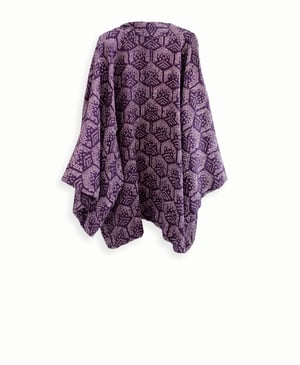 Image of Kort kimono dame af silk, blommefarvet med prikmønster