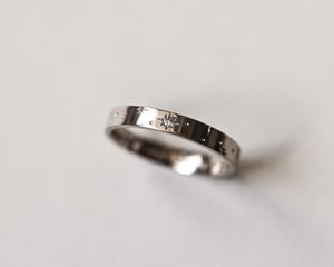 Image of 18ct White Gold 3mm ‘Star' Eternity ring