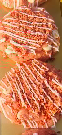Image 1 of Strawberry Crunch Cookies