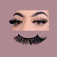 Image 2 of Goddess Veil Lashes