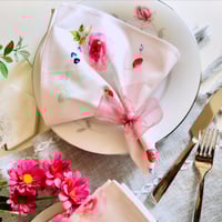 Image 1 of Set of 4 - 100% Organic Cotton dinner napkins - Strawberries and roses