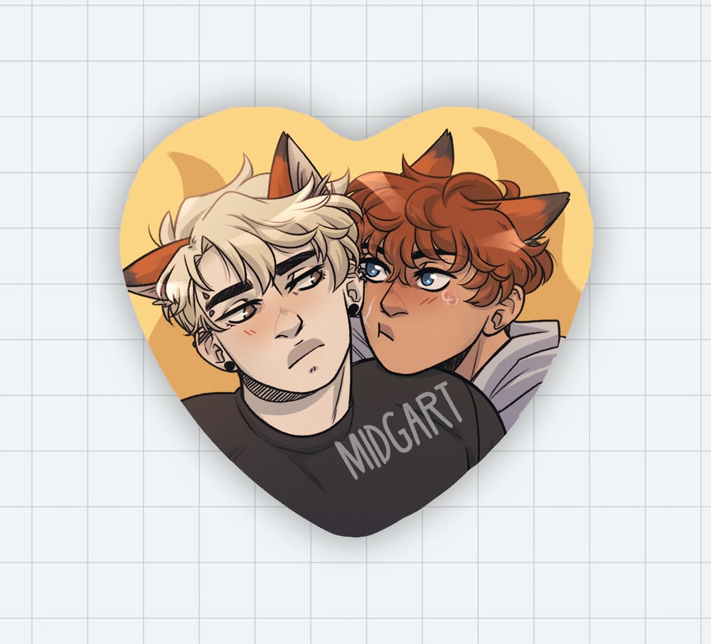 PREORDER ** Andreil Foxes Heart Button