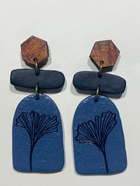 Ginkgo Leaf Carving with Tasmanian Blackwood Studs