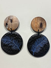 Leaf Carving with Tasmanian Blackwood Studs
