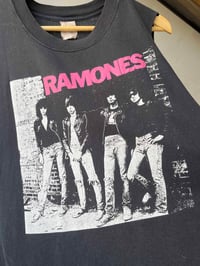 Image 2 of Ramones 90s XL