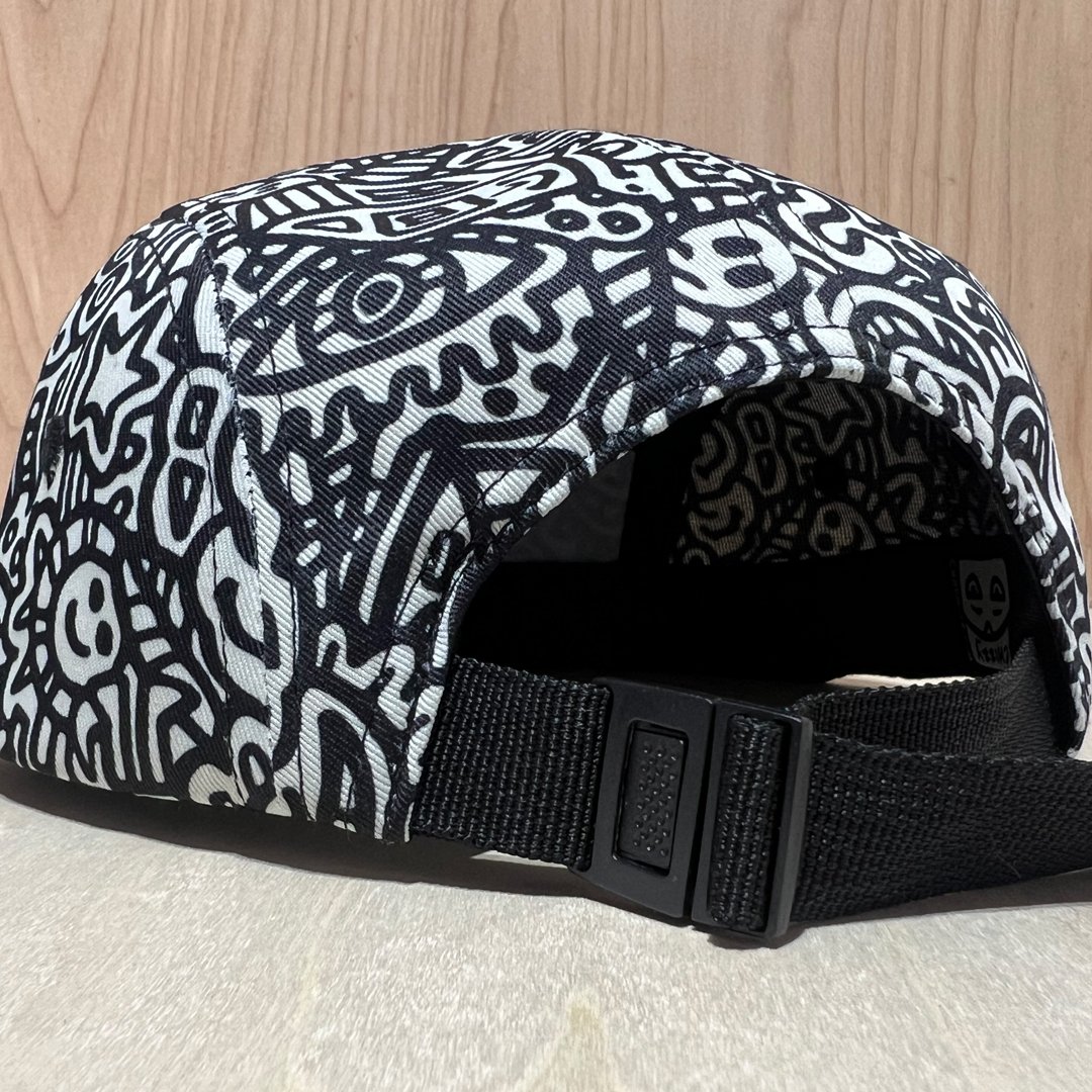 Rhinestone 5-Panel Hat (Red) – Urban Street Wear