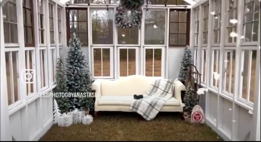 Image of Holiday Greenhouse Sessions