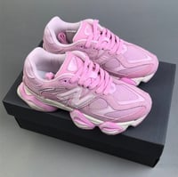 Image 2 of Barbie Pink NEW BALANCE 9060