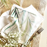 Image 4 of Set of 4 - 100% Organic Cotton dinner napkins - Green leaves