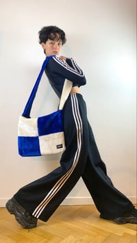 Image 4 of Blue square bag