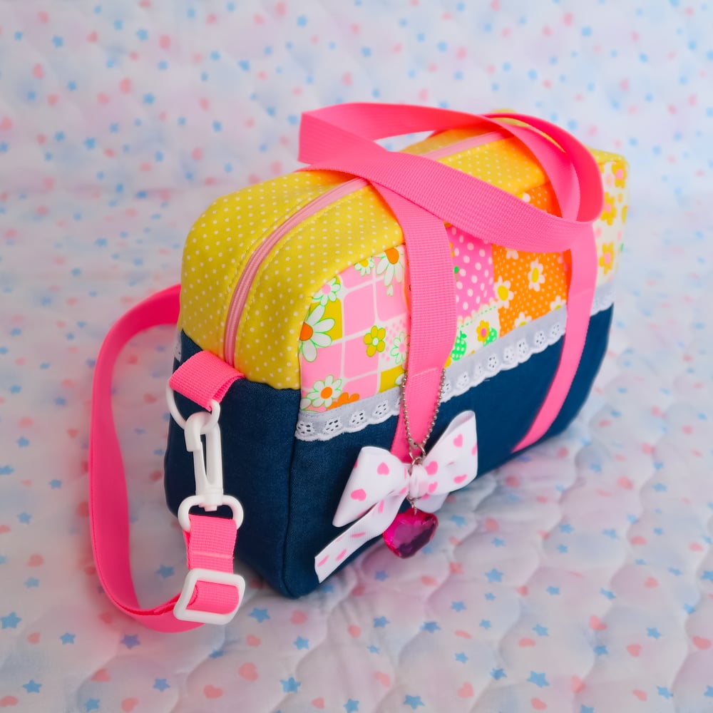 Handle Bag: 03