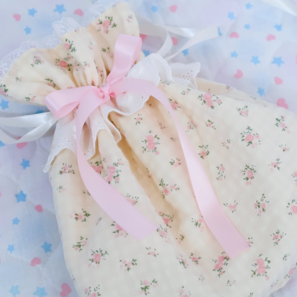 Crossbody Bag: 01