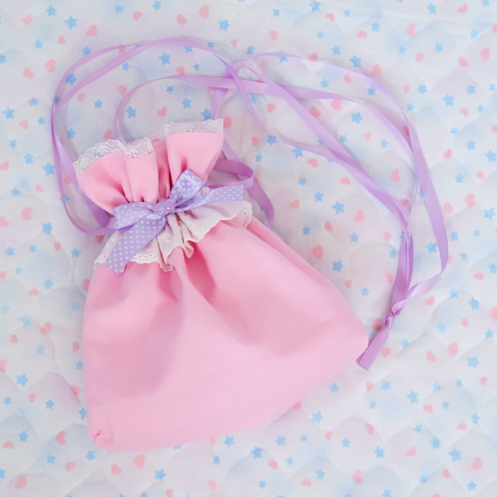Crossbody Bag: 04