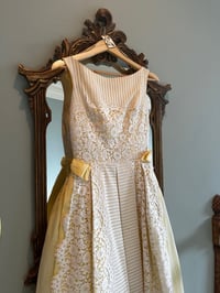 Image 5 of 1960s Butter Lace