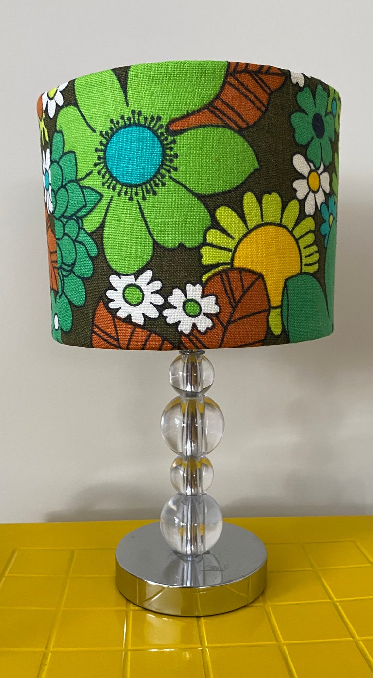 Flower Power Bauble Lamp Image 2