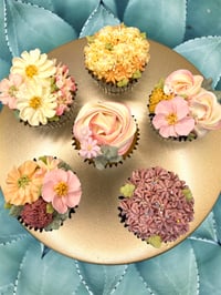 Image 2 of Cupcakes