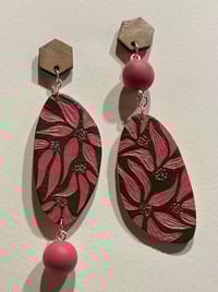 Flower Carving with Tasmanian Myrtle Studs
