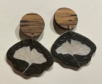 Ginkgo Leaf Carving with Blackheart Sassafras Studs
