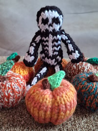 Image 1 of Mini Knitted Skeletons and Pumpkins (Set of 2 Each)