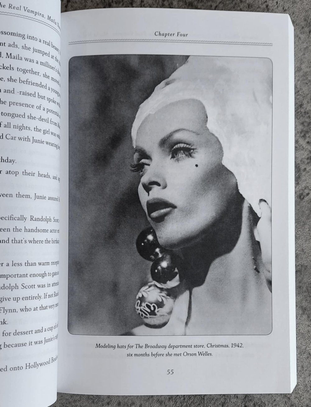 Glamour Ghoul: The Passions and Pain of the Real Vampira, Maila Nurmi, by Sandra Niemi