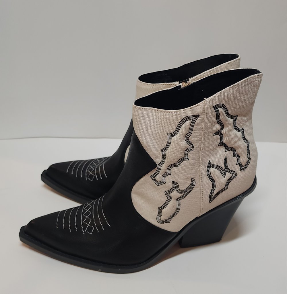 Image of Jessica Simpson Western Ankle Boots / Women's Size 12