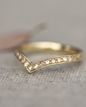 Image of 18ct Yellow gold rose-cut diamond wishbone Ring