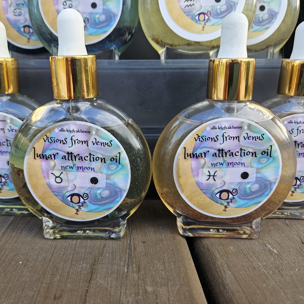 Image of Lunar Attraction Magic Oils