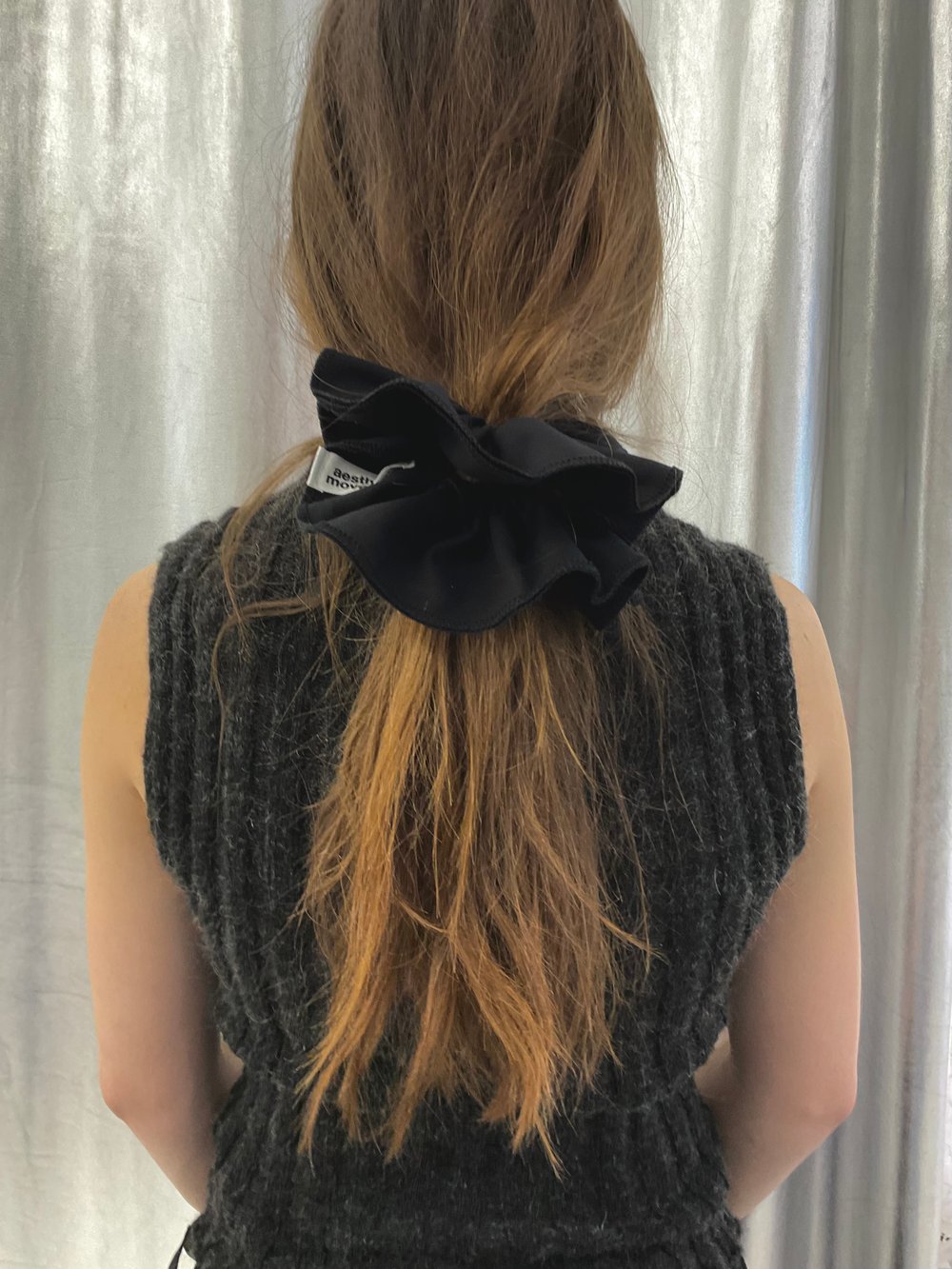 Ruffled cotton black scrunchie 