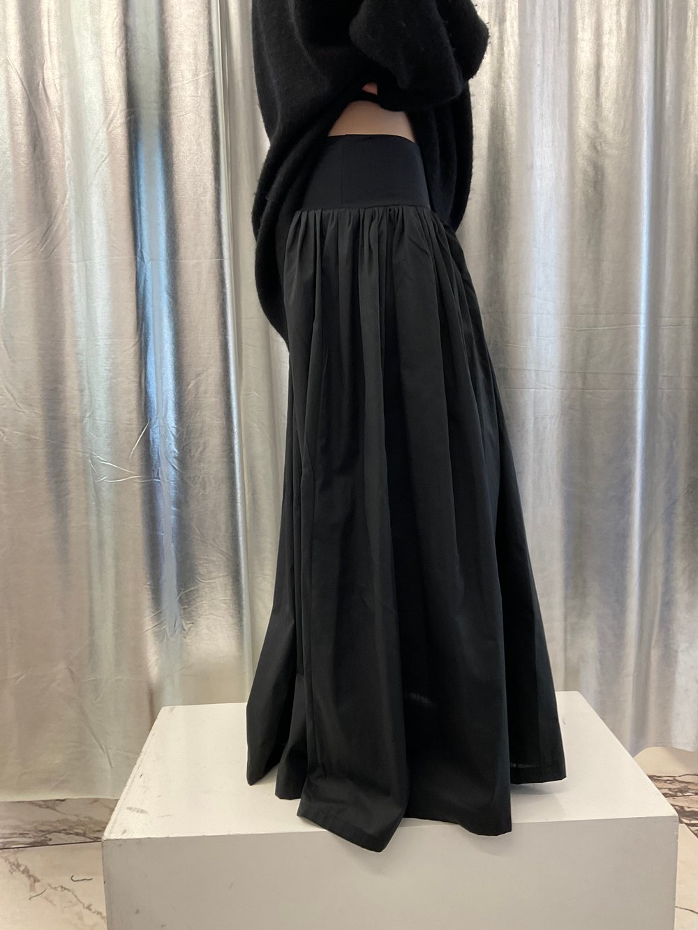 Super maxi long skirt black 