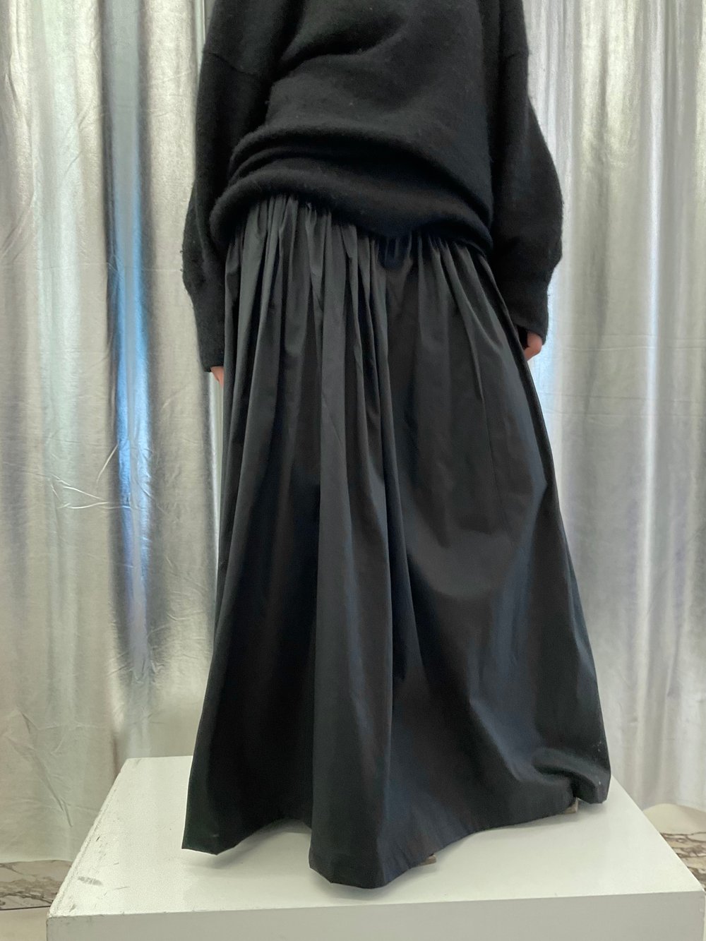 Super maxi long skirt black 