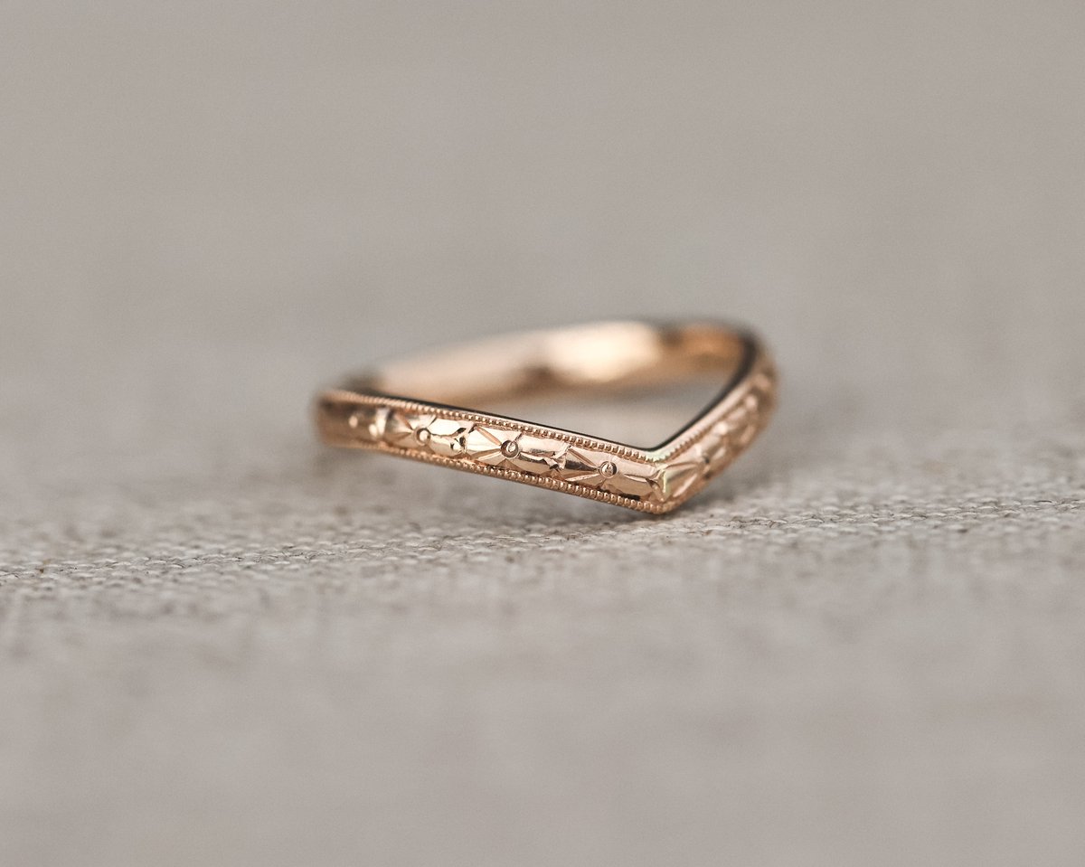 Image of 18ct rose gold 2.5mm primavera wishbone ring 