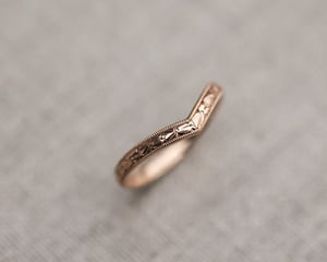 Image of 18ct rose gold 2.5mm primavera wishbone ring 