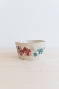Image 1 of Flora Medium Bowl