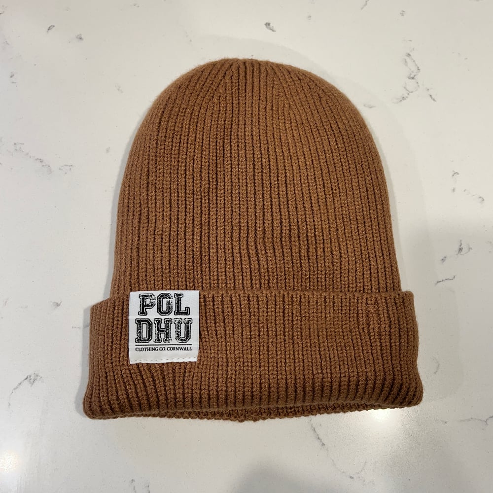 CARAMEL BEANIE - THERMAL COSY LINING