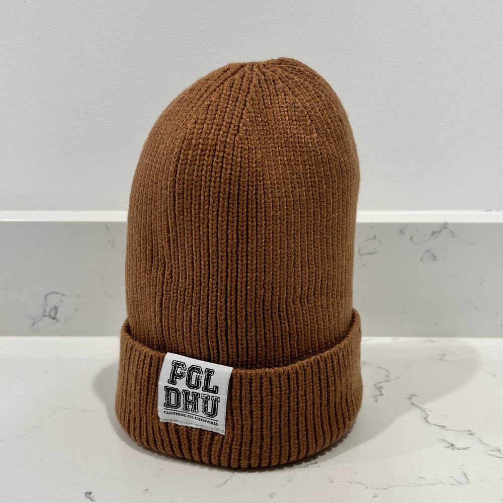 CARAMEL BEANIE - THERMAL COSY LINING