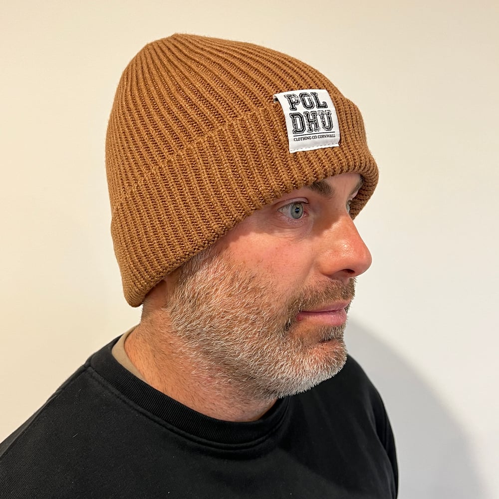 CARAMEL BEANIE - THERMAL COSY LINING