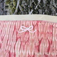 Image 4 of Medium Tote 001