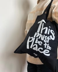 Image 2 of SHOPPER | THIS MUST BE THE PLACE - CISIM