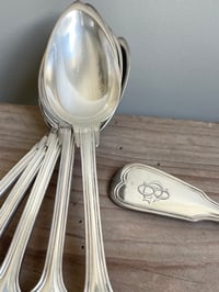Image of 6 cuillères monogrammées 