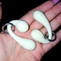 Image 5 of DROOP earrings