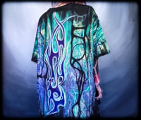 Image 18 of LIT button Tee UV (2XL)