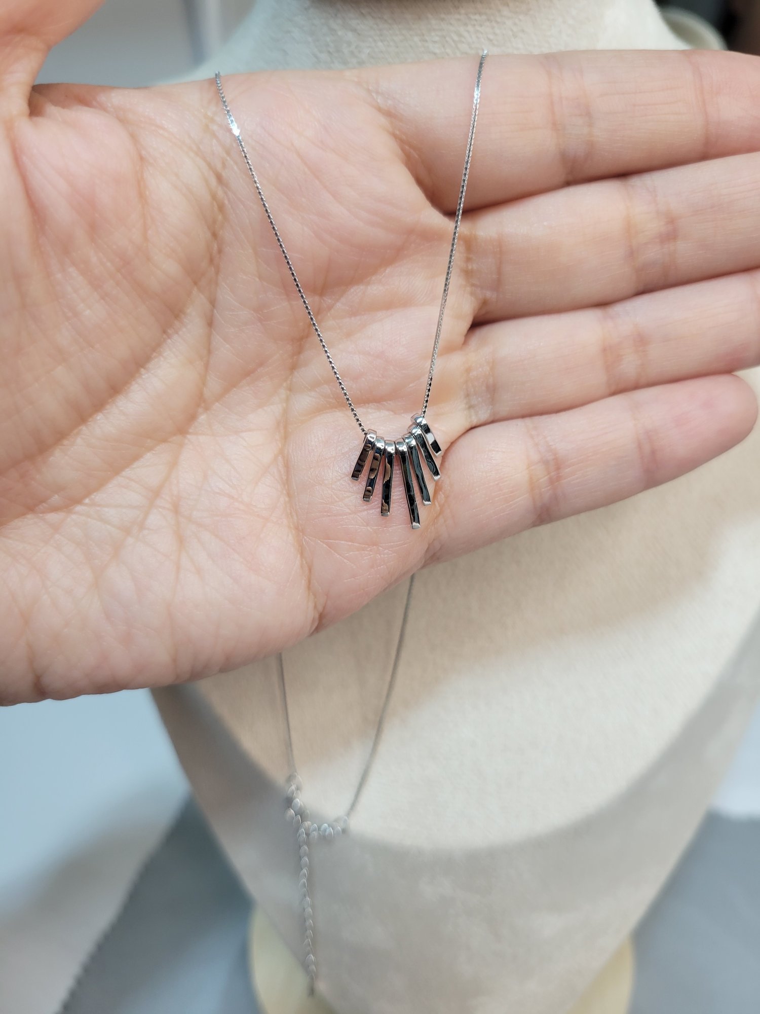 Image of Fanny Necklace 
