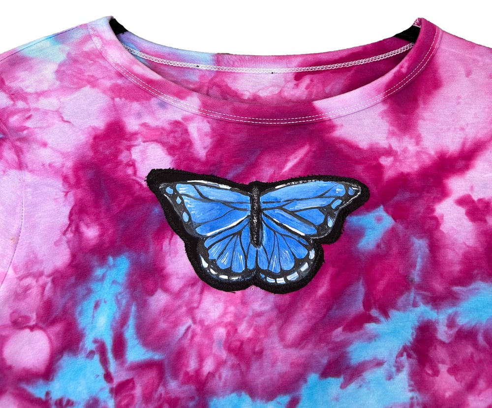 Tie Dye Butterfly Cropped Tshirt