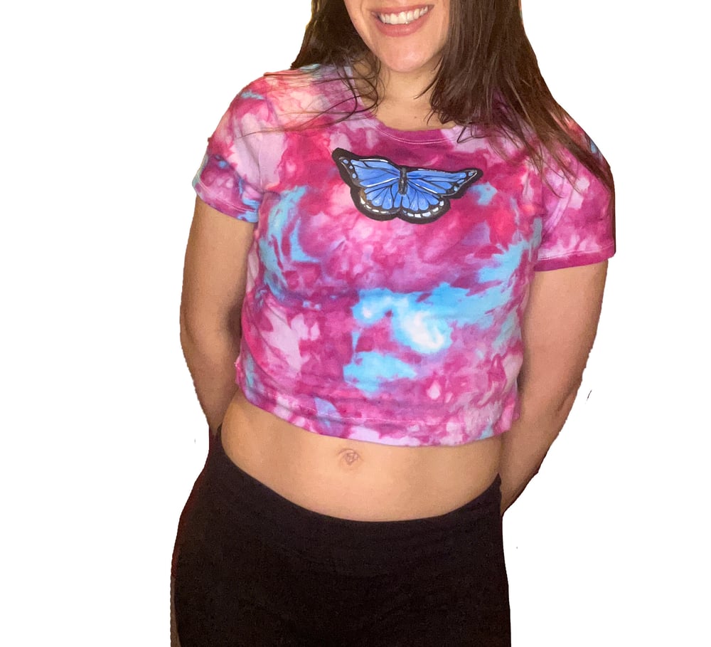 Tie Dye Butterfly Cropped Tshirt