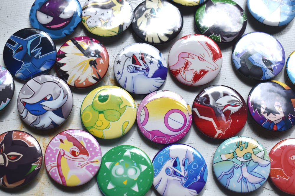 RANDOM B-Grade Pokemon Pinback Buttons