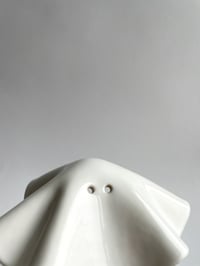Image 4 of Ceramic ghost tea light | white, gloss 